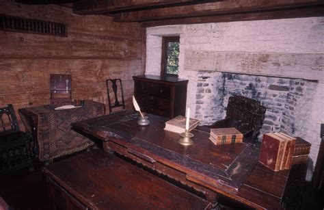 File:HENRY WHITFIELD HOUSE INTERIOR, GUILDFORD, CT.jpg - Wikimedia Commons