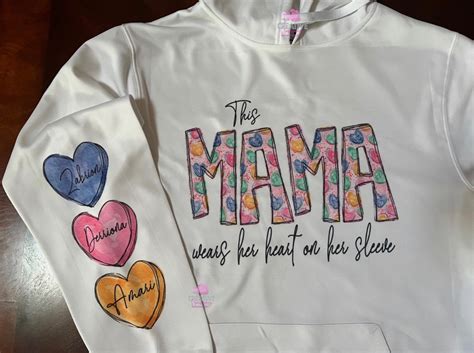 THIS MAMA WEARS HER HEART ON HER SLEEVE – Creative Expressions