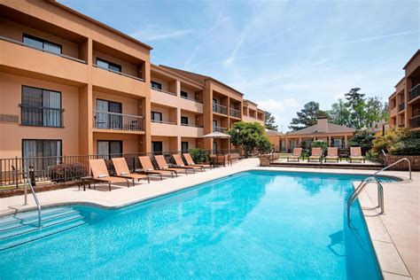 Hotel near Savannah Attractions | Courtyard Savannah Midtown