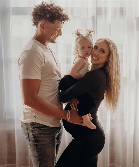 Brittany Mahomes Shares Pregnancy Photos with Husband and Daughter