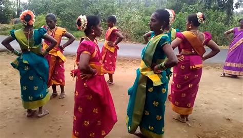 Kummi Dance of Tamil Nadu