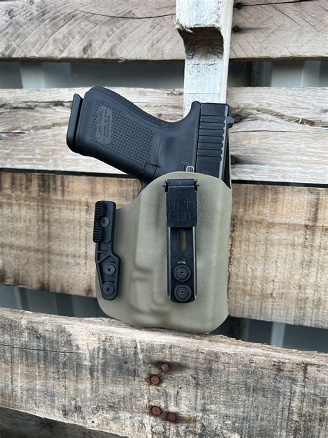 Glock 19 Gen 4 Concealed Holster