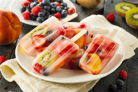 homemade frozen fruit bars - Eighty MPH Mom | Lifestyle Blog