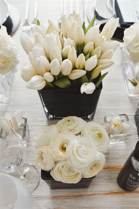 All white flowers | Black and white wedding theme, White wedding theme, White table settings