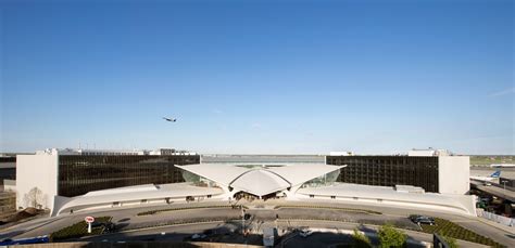 Gallery of JFK's Iconic TWA Terminal Reopens as Vintage Hotel by Beyer ...