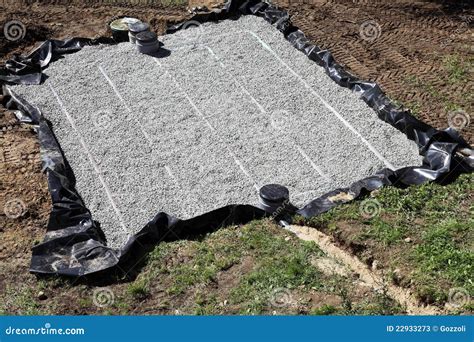 Sand And Gravel Filter Bed For Septic Tank Stock Photos - Image: 22933273