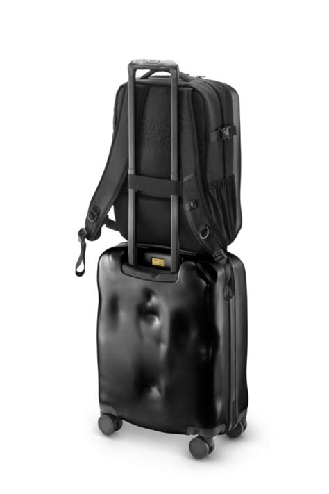 Crash baggage_iconic_backpack_nera – CRASH BAGGAGE（クラッシュバゲージ）公式通販