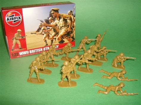 1/32nd Scale Airfix WWII British 8th Army Plastic Soldiers Set