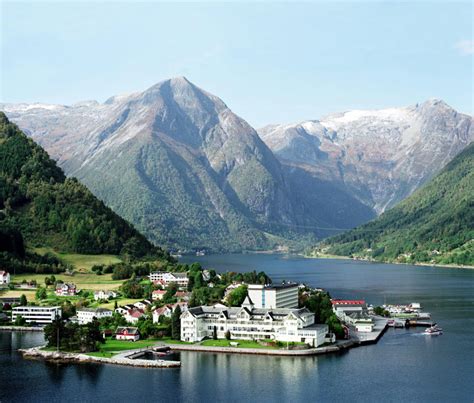 FJORDS HOTELS – GREAT HOTELS IN THE FJORDS OF NORWAY – NORWAY – WESTERN NORWEGIAN FJORDS