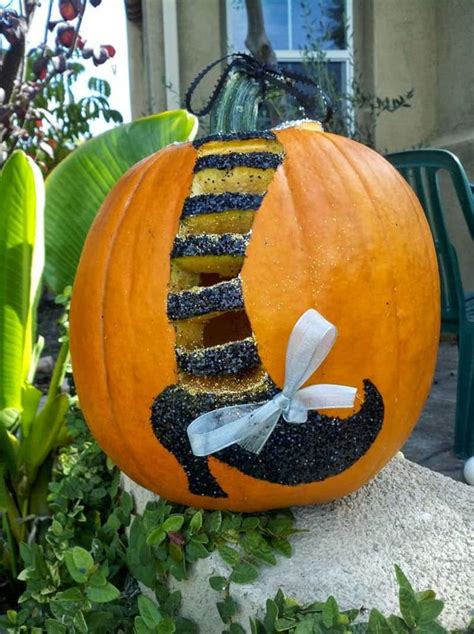 30+ Awesome DIY Pumpkin Decorating Ideas For Halloween