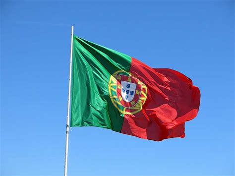 Portugal Flag / Portugal Flag Canstock : puɾtuˈɣaɫ), officially the ...