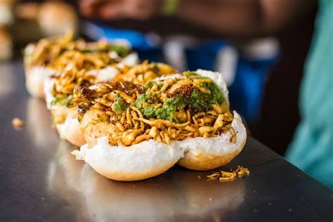 Is Ashoka Vada Pav The Best In The City? | LBB, Mumbai