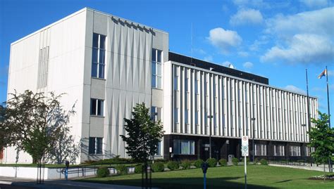 File:Thunder Bay City Hall.jpg - Wikimedia Commons