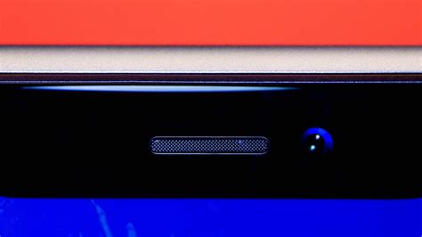 The iPhone XR in blue looks stellar under a macro lens - CNET