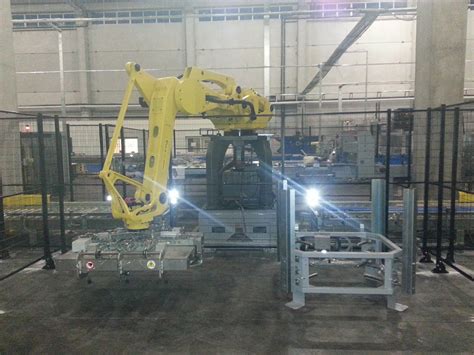 FL-018 ROBOT DEPALLETIZERS - VR Food Equipment