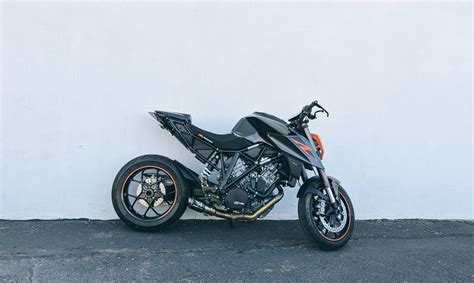 2017 Super Duke R - New to me. Happy to join the club. :) : r/KTM