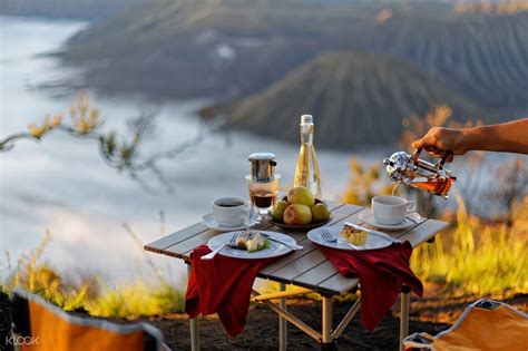 Mount Bromo Sunrise Jeep Tour with Breakfast by Plataran Bromo