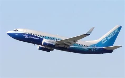 Boeing 737 700 Seating Chart, Specs, Winglets, Photo