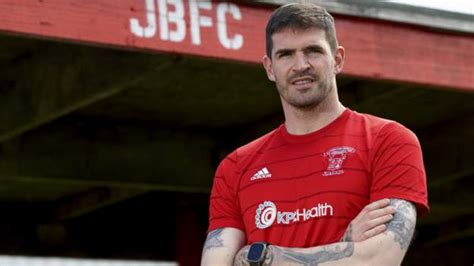 Kyle Lafferty: Northern Ireland striker signs for sixth-tier Johnstone ...