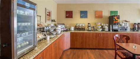 Comfort Inn Knoxville - Hotel near downtown Knoxville, TN