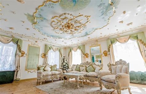 Inside The Extravagant Homes Of Russian Oligarchs