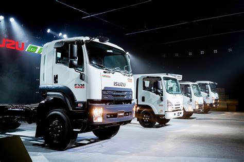 ISUZU VIETNAM INTRODUCED THE NEW ISUZU MASTER TRUCK WITH EURO5, GREEN ...