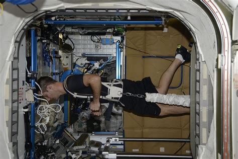 Space Station Photos: Expedition 50 Astronauts in Action: Page 12 | Space