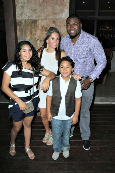 David Ortiz presenta su esposa e hijos [Foto] | El Mundo Corriendo