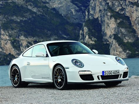 2011 White Porsche 911 Carrera GTS wallpapers