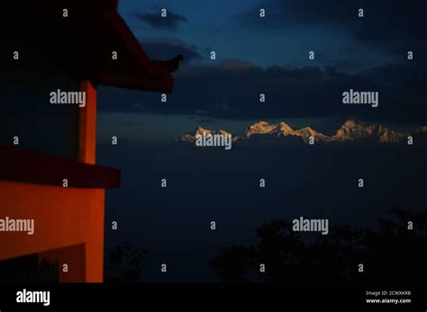 Mount Kanchenjunga sunrise view from Darjeeling, India Stock Photo - Alamy