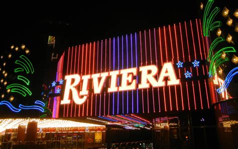 Riviera casino closes after 60 years on Vegas Strip - Chicago Tribune