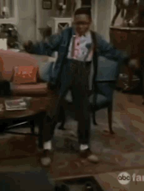 Steve Urkel Dancing GIF - SteveUrkel Dancing FamilyMatters - Discover ...