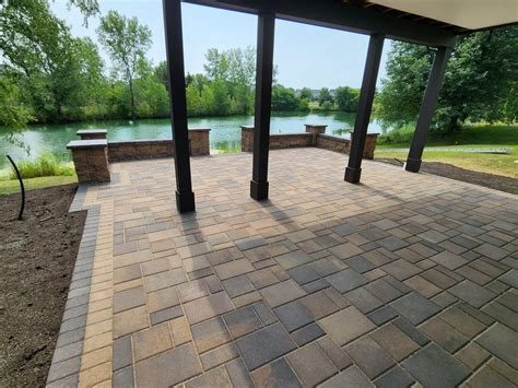 Which Paver Installation Pattern Should You Choose?