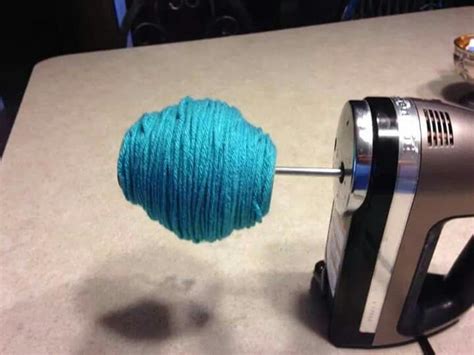 DIY Yarn Winder | Crochet crowd, Yarn diy, Yarn winder