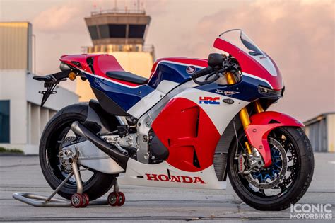 2016 Honda RC213V-S #131 With 44 Miles – Iconic Motorbike Auctions