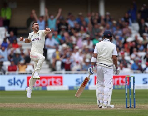 James Anderson had Virat Kohli edging behind first ball | ESPNcricinfo.com