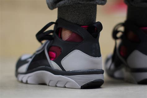 Nike Air Trainer Huarache “Fireberry” | SBD