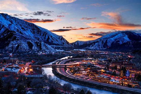 How to Explore Glenwood Springs, Colorado