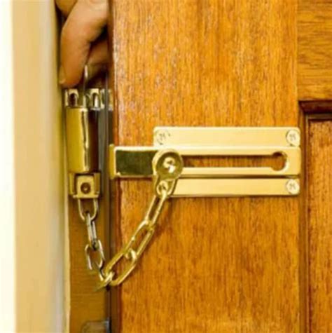 Stainelss Steel Security Door Chain Lock at ₹ 250 in Ernakulam | ID: 19925337697