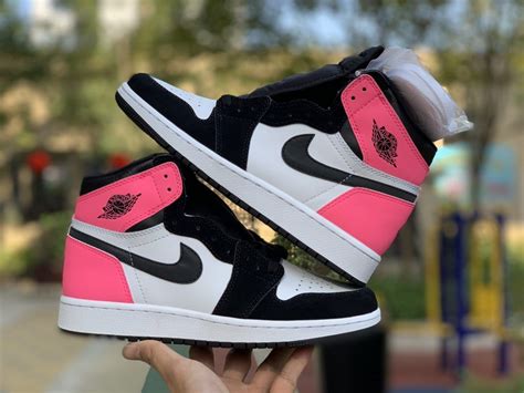 2019 Air Jordan 1 Retro High OG White Pink Black For Girls | Jordan shoes girls, Cute sneakers ...