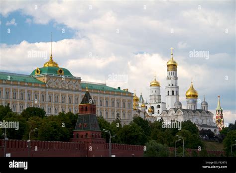 Moscow Kremlin Wall Stock Photo - Alamy