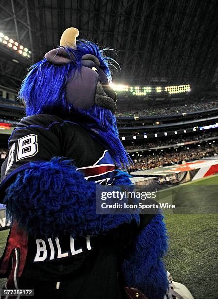 72 Billy Buffalo Mascot Stock Photos, High-Res Pictures, and Images - Getty Images