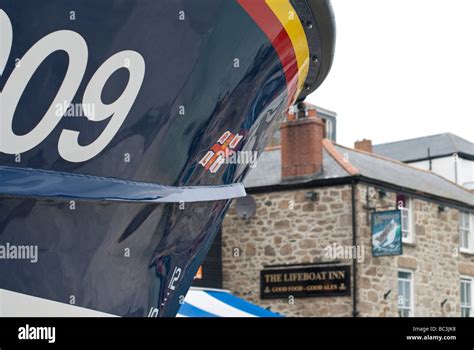 The Lifeboat Inn St Ives Stock Photo - Alamy