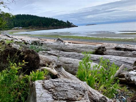 Cycle hiking Gabriola Island, B.C. – besthike.com