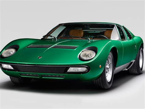 Arriba 34+ imagen the first lamborghini - Abzlocal.mx