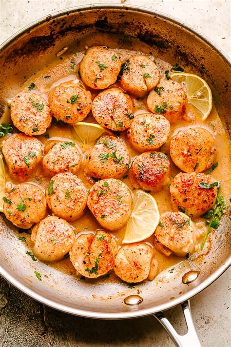 Garlic Butter Seared Scallops | Diethood