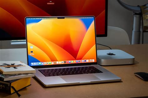 Comparatif Dell Inspiron 15 Série 5000 contre Apple MacBook Pro 16 pouces 2023 M2 Pro - 01net.com