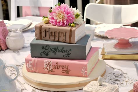 Best Of Wedding Cake Pops Decorating Ideas | Buchkuchen, Cake pops hochzeit, Buch kuchen