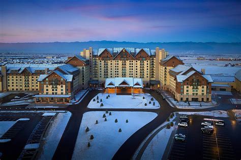 The 9 Best Hotels Near Denver Airport in 2021