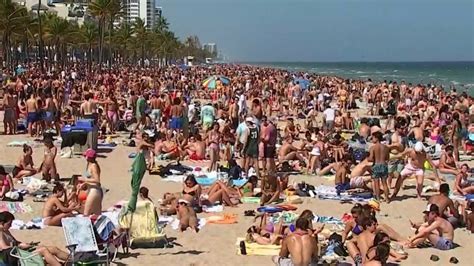 ‘Great, But Concerning’: Spring Breakers Pack Fort Lauderdale Beach ...